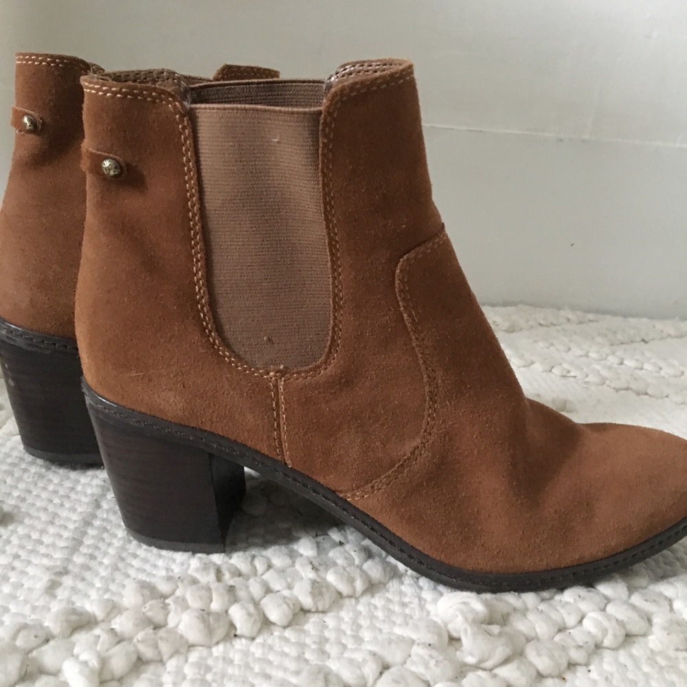 Anne Klein Chelsea boots